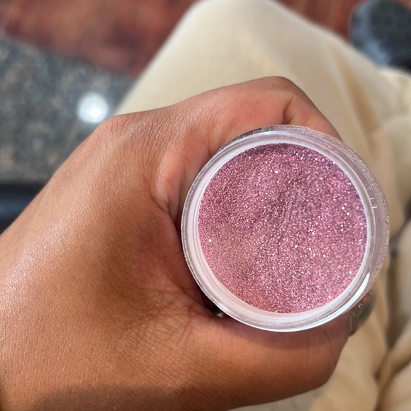 Slick Pour Powder - Picture 3 of 4